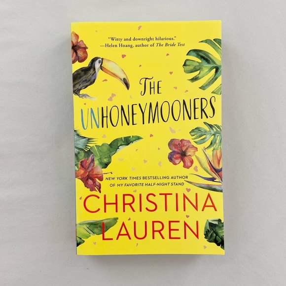 Book Bundle - Picture 2 of 9